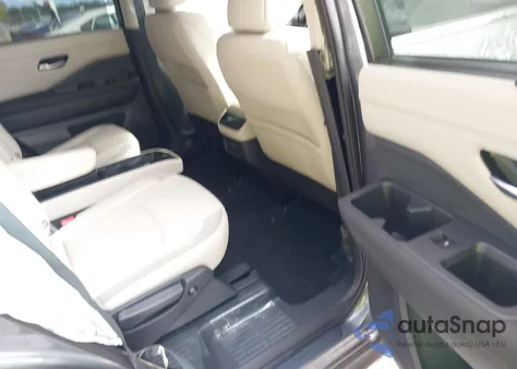 2025 Nissan Pathfinder Sl Fwd z USA, uszkodzony, nr VIN 5N1DR3CB6SC214204